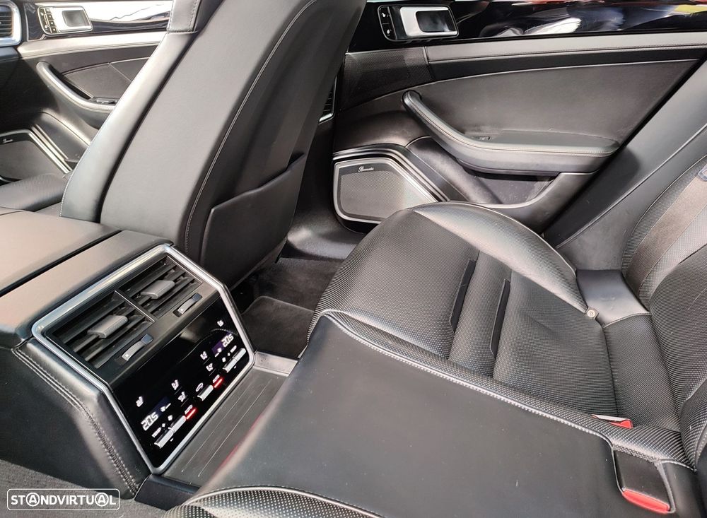Porsche Panamera Sport Turismo 4 E-Hybrid Platinum Edition - 11