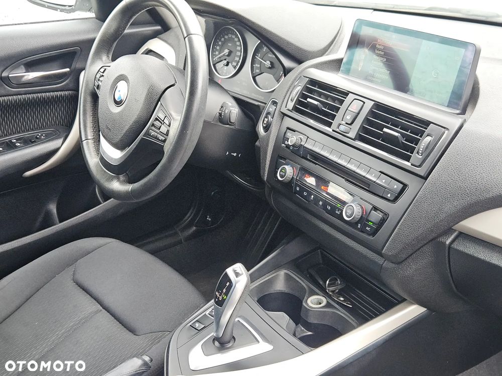 BMW Seria 1 116i Sport Line - 11