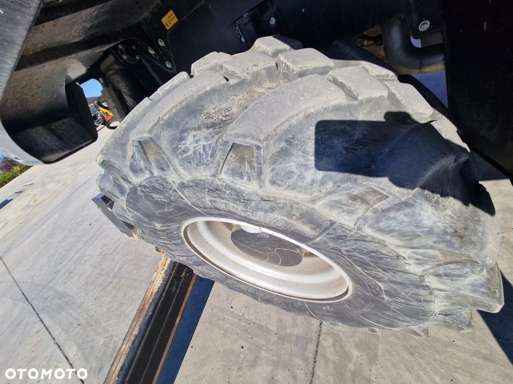 Manitou MRT 2260 G129 - 15