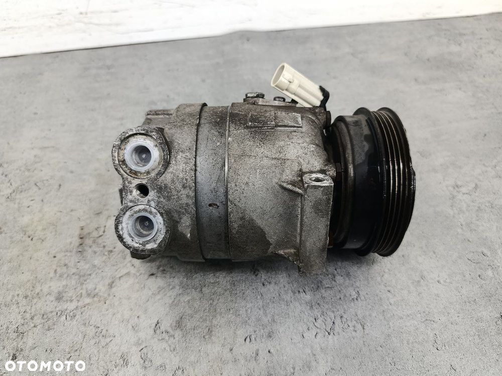 POMPA, SPRĘŻARKA KLIMATYZACJI FIAT MULTIPLA 55192057 DELPHI 1.6 16V - 1