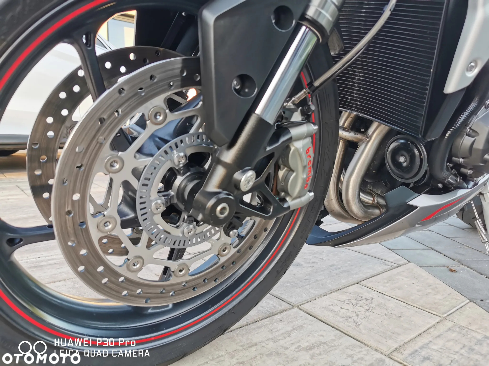 Triumph Street Triple - 25