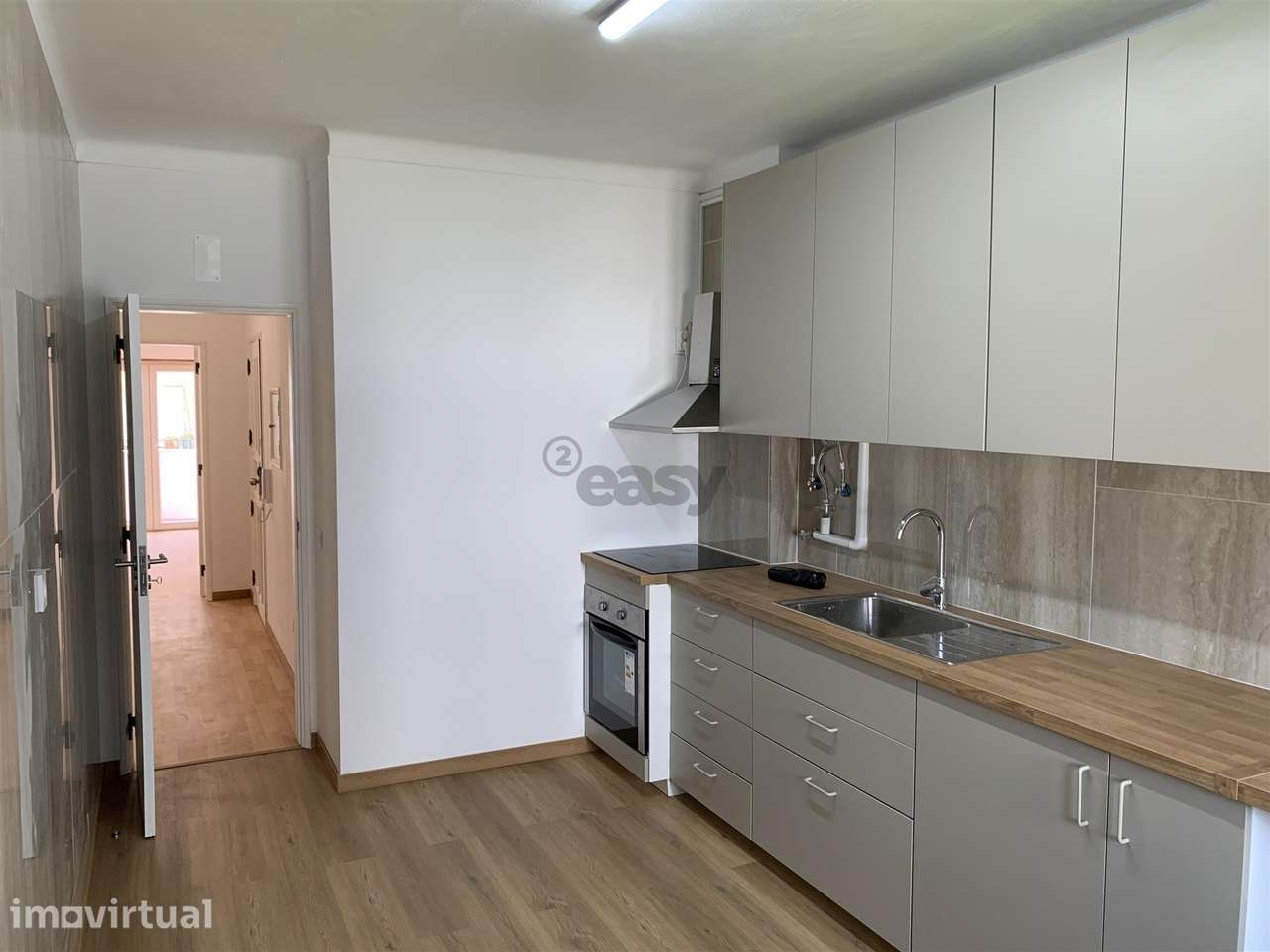 T3 totalmente Renovado com 130 m² e Varanda - Grande imagem: 2/14