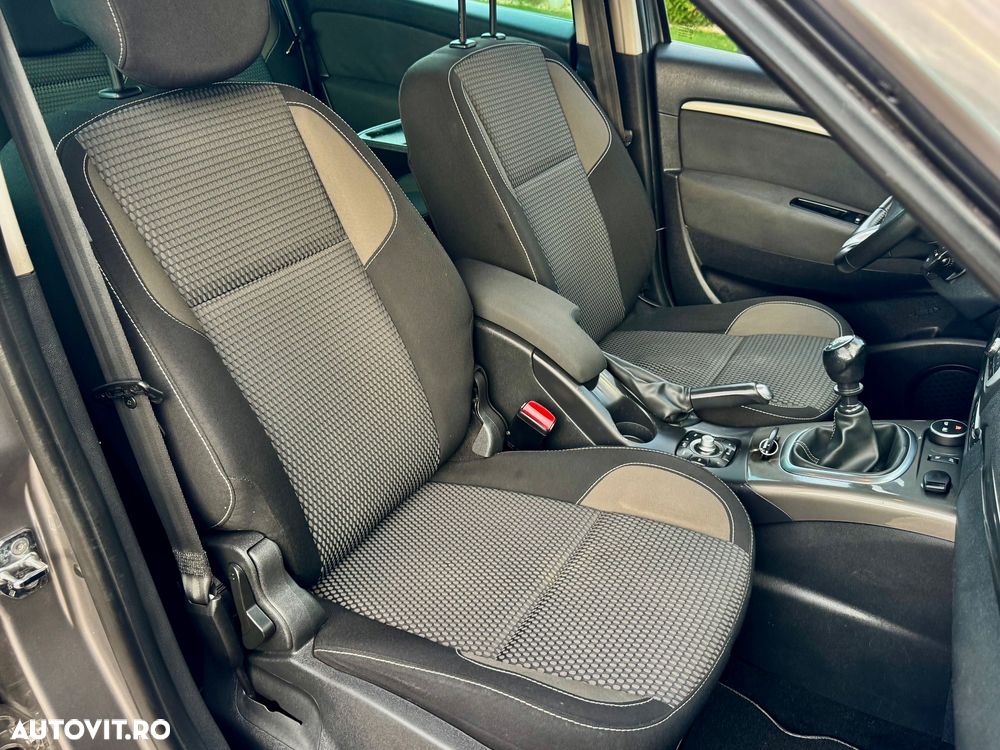 Renault Scenic - 8