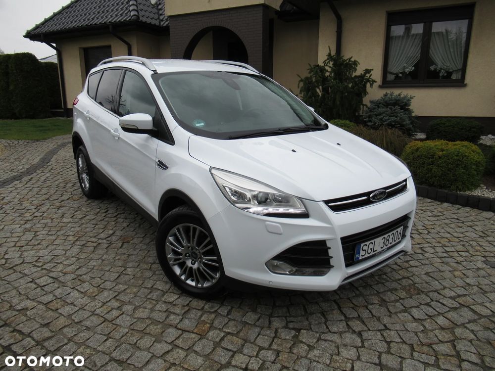Ford Kuga 1.6 EcoBoost 2x4 Titanium - 1