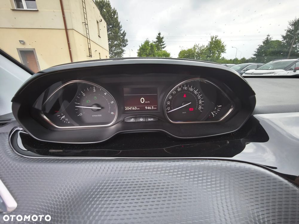 Peugeot 2008 1.6 BlueHDi Crossway S&S - 28