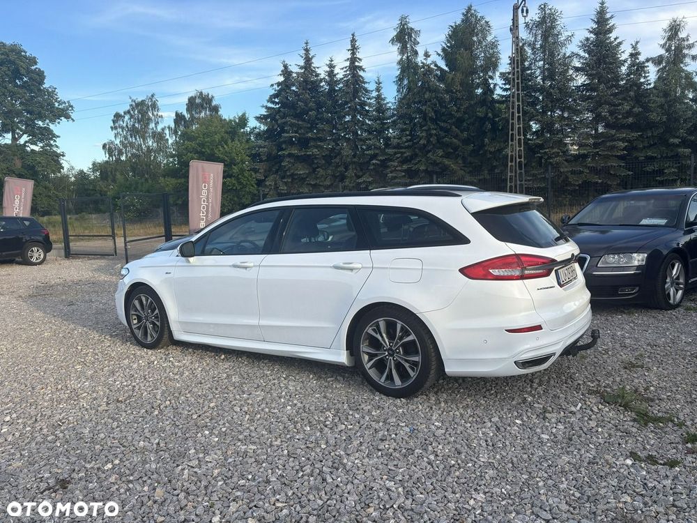 Ford Mondeo - 9