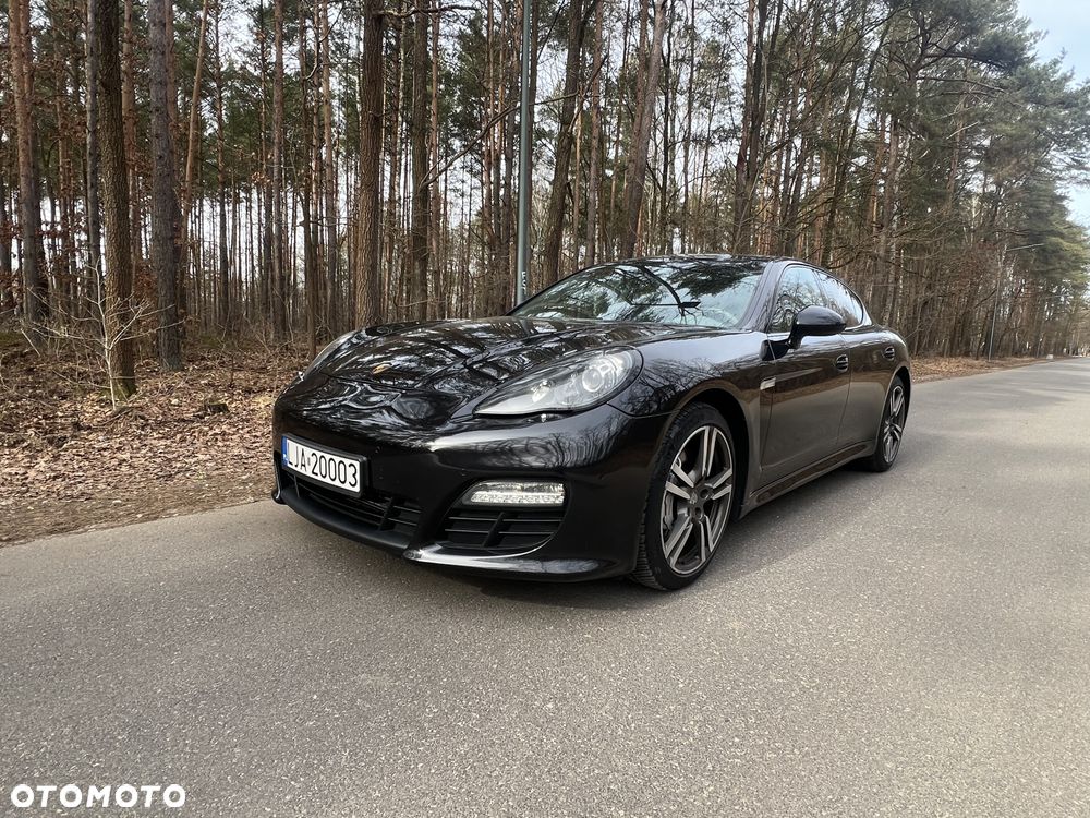 Porsche Panamera 4S PDK - 12