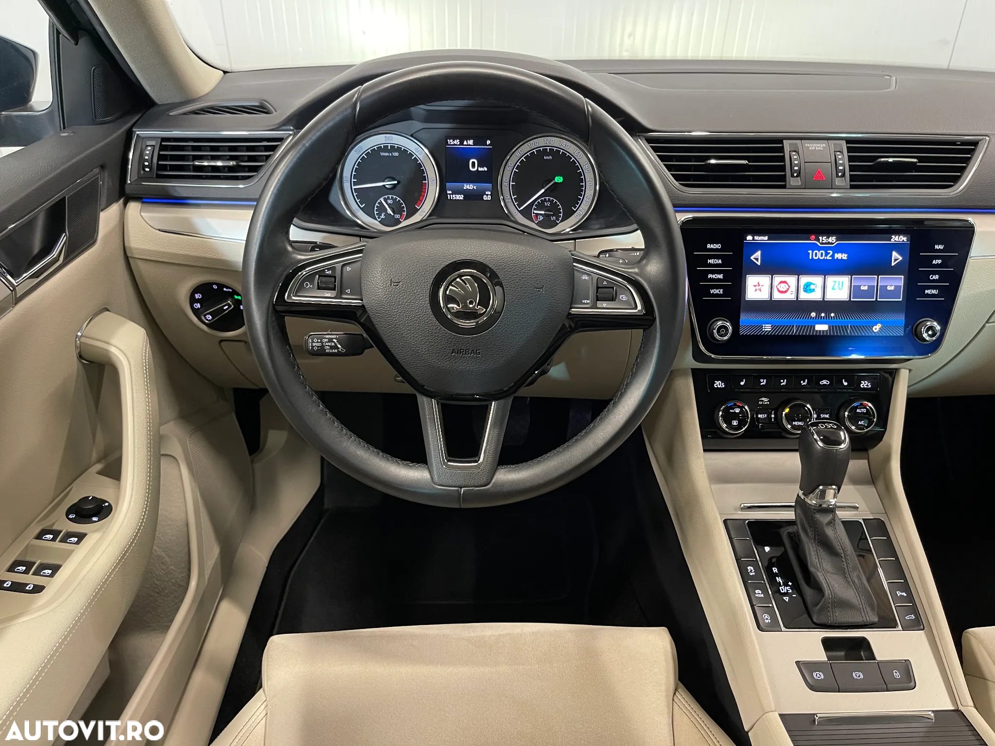 Skoda Superb 2.0 TDI DSG Style - 6
