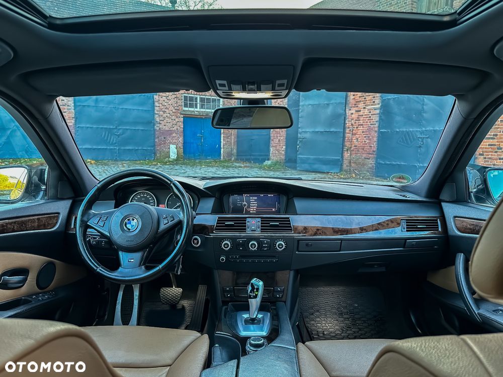 BMW Seria 5 525d xDrive Edition Sport - 2