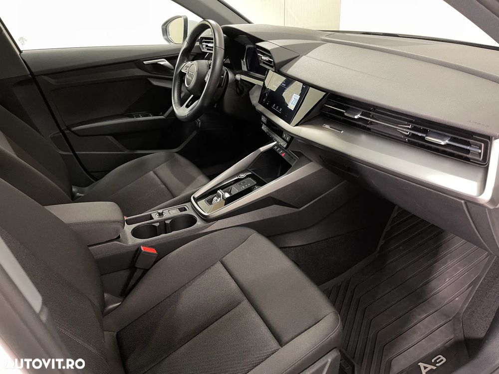 Audi A3 2.0 35 TDI S tronic Advanced - 10