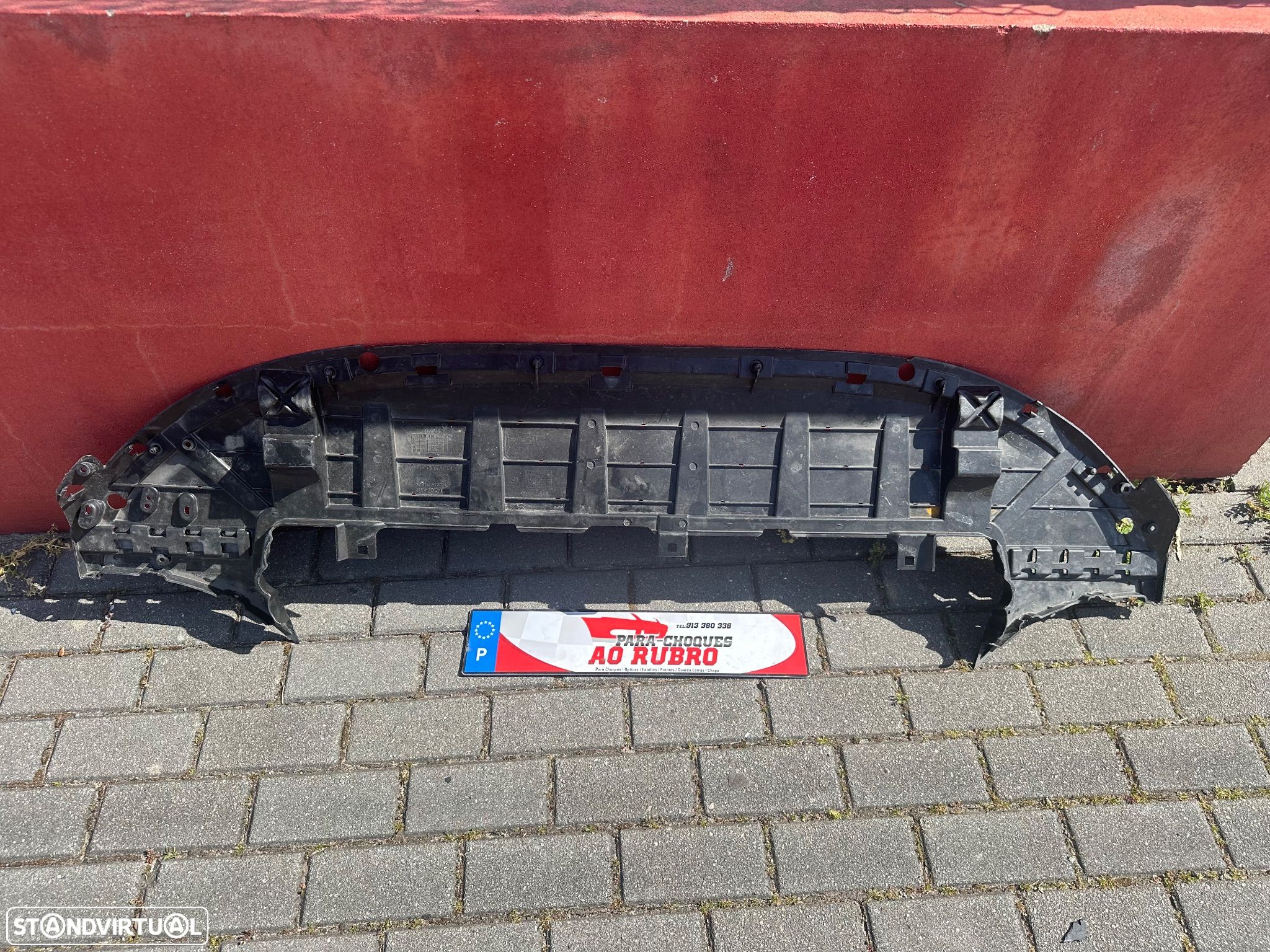 Base inferior parachoque volvo v60 2019 - 1