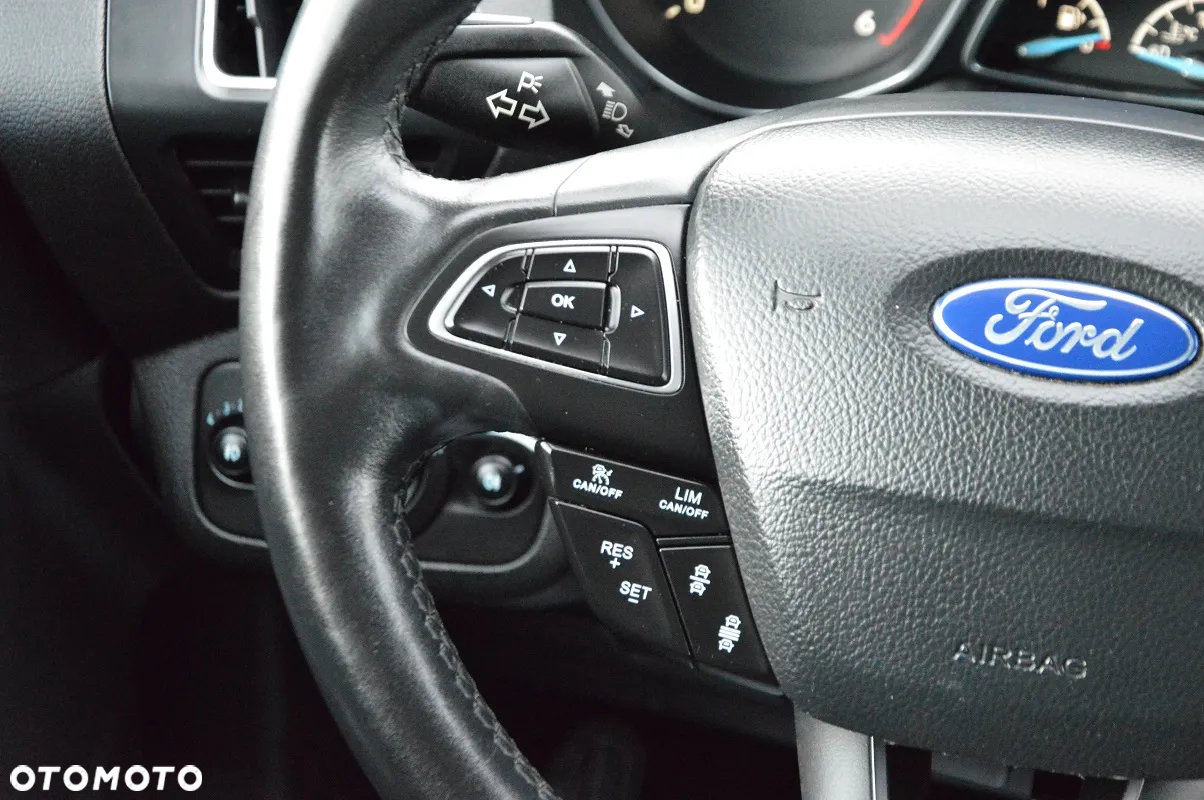 Ford C-MAX 2.0 TDCi Start-Stop-System Titanium - 17