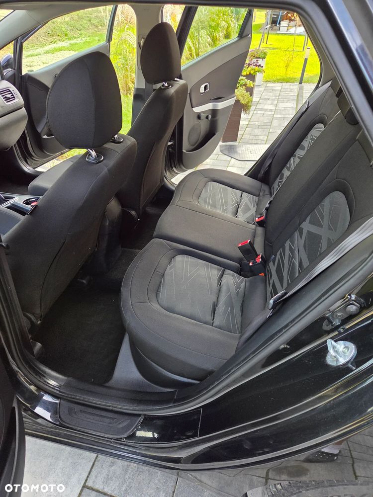Kia Ceed - 17