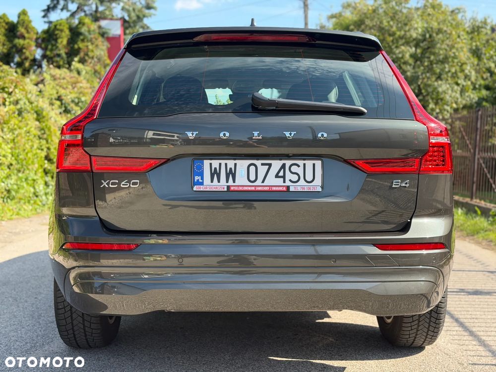 Volvo XC 60 B4 B Momentum Pro - 5