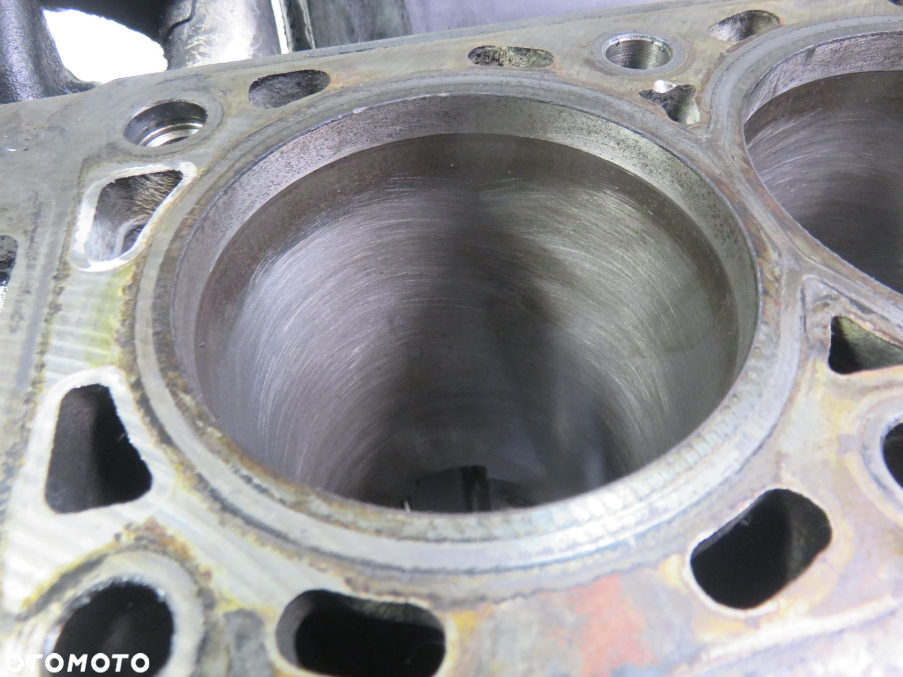 BLOK INFINITI M (Y51) 3.0d V6 238 V9X - 8