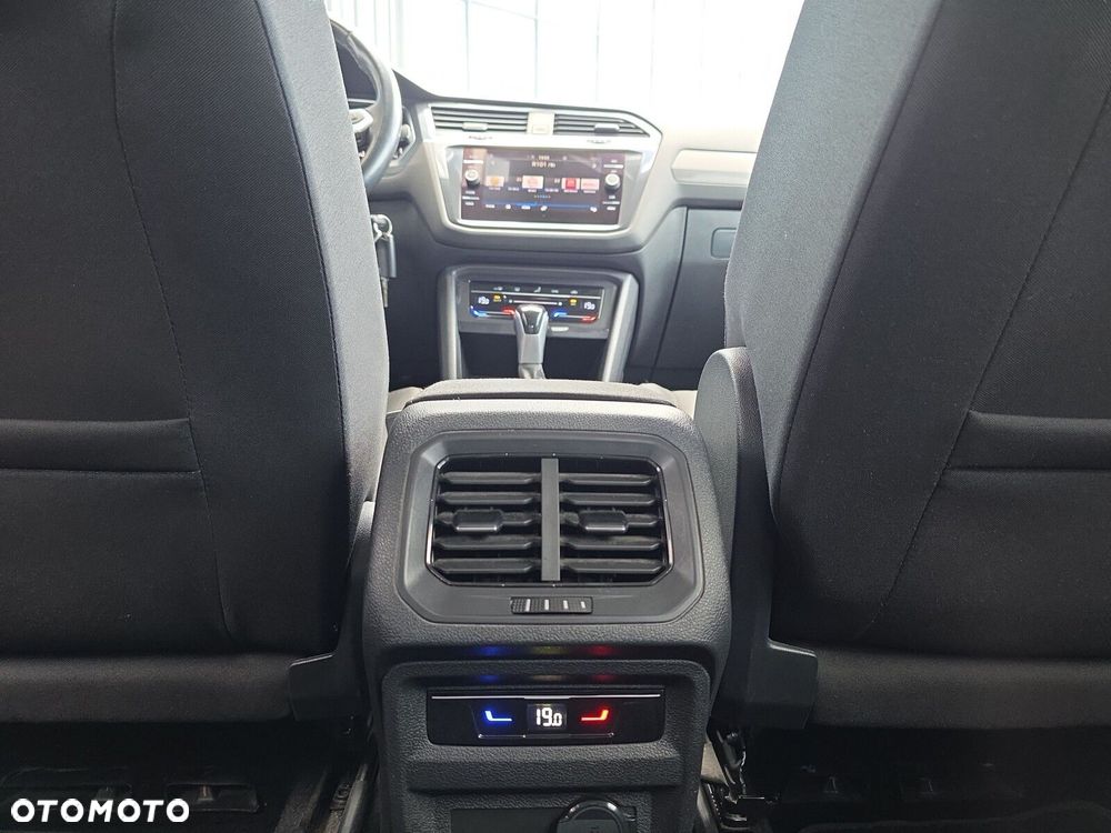 Volkswagen Tiguan Allspace 2.0 TDI 4Mot Life DSG - 30
