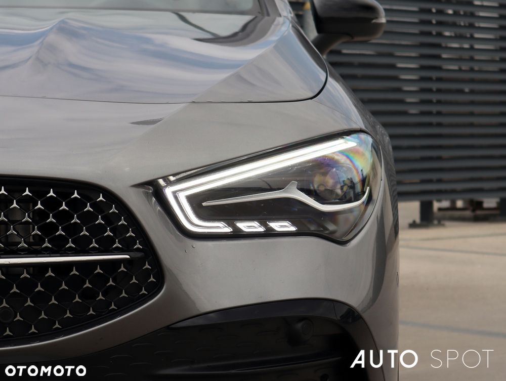Mercedes-Benz CLA 200 AMG Line 7G-DCT - 10