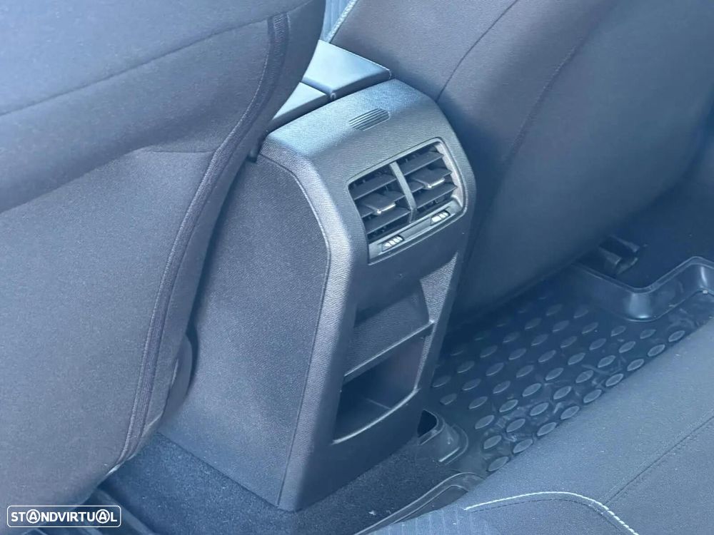 Peugeot 308 SW BlueHDi 130 EAT8 Allure - 14