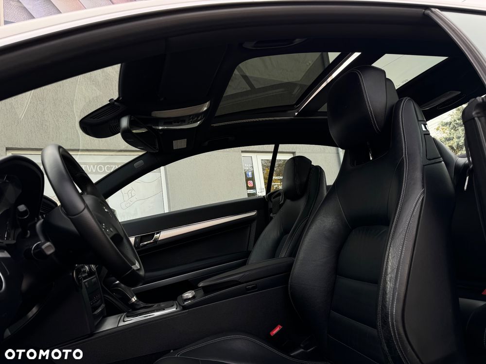 Mercedes-Benz Klasa E 220 (BlueTEC) d Coupe 9G-TRONIC - 23