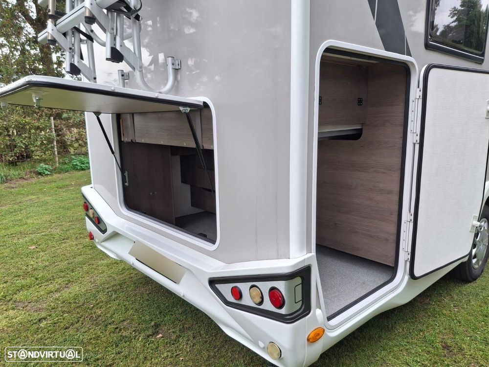 Chausson Titanium Ford Transit - 22
