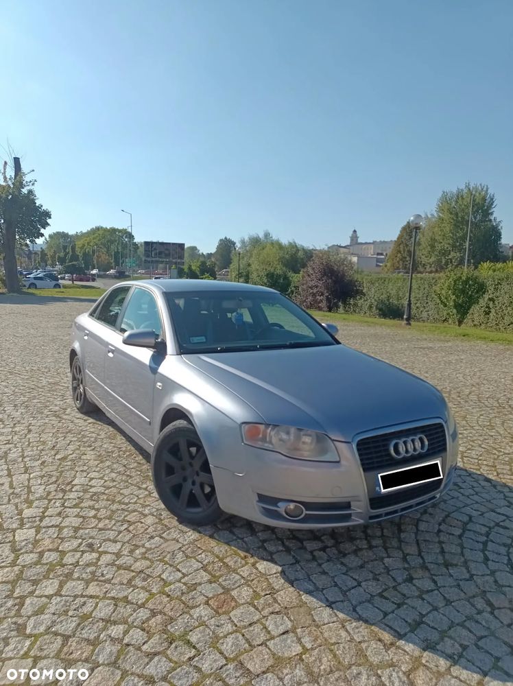 Audi A4 Limousine