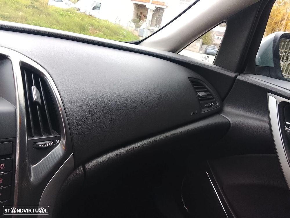 Opel Astra Sports Tourer 1.3 CDTi Cosmo S/S - 23