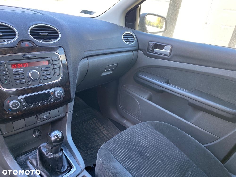 Ford Focus - 9