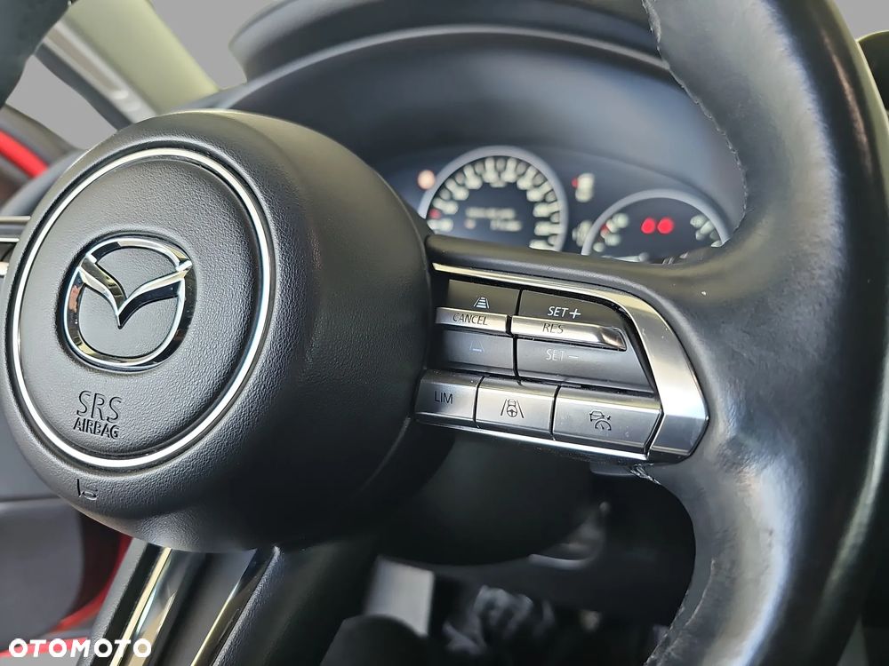 Mazda 3 2.0 mHEV Hikari - 16