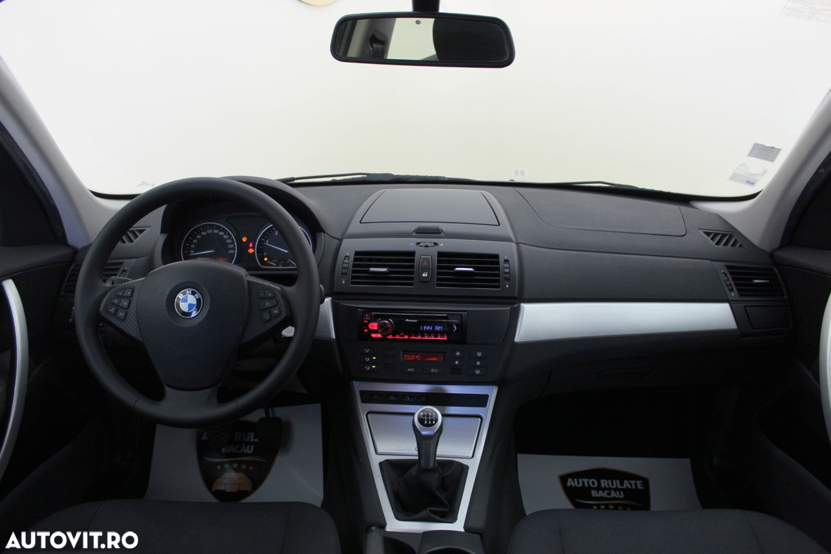 BMW X3 2.0d - 8