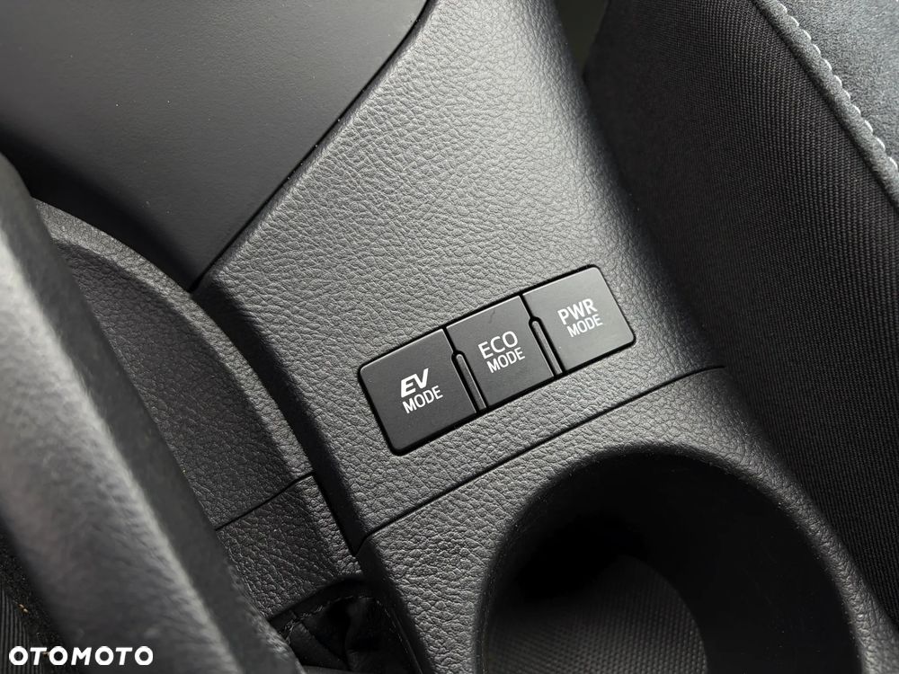 Toyota Auris Hybrid 135 Freestyle - 32