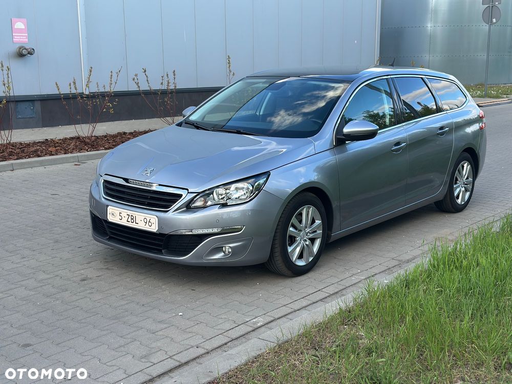 Peugeot 308 1.6 e-HDi Style STT - 1