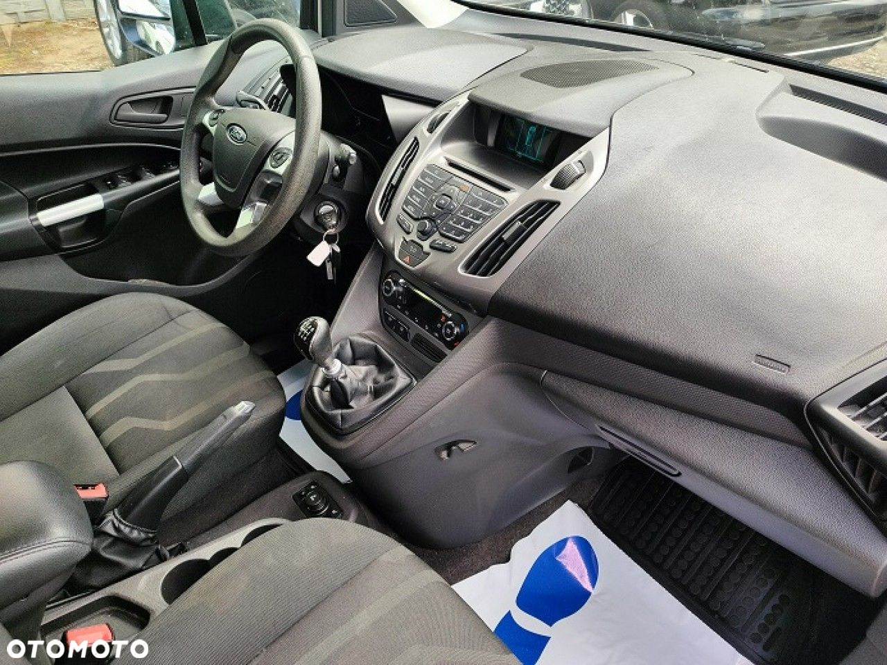 Ford Tourneo Connect Grand - 11
