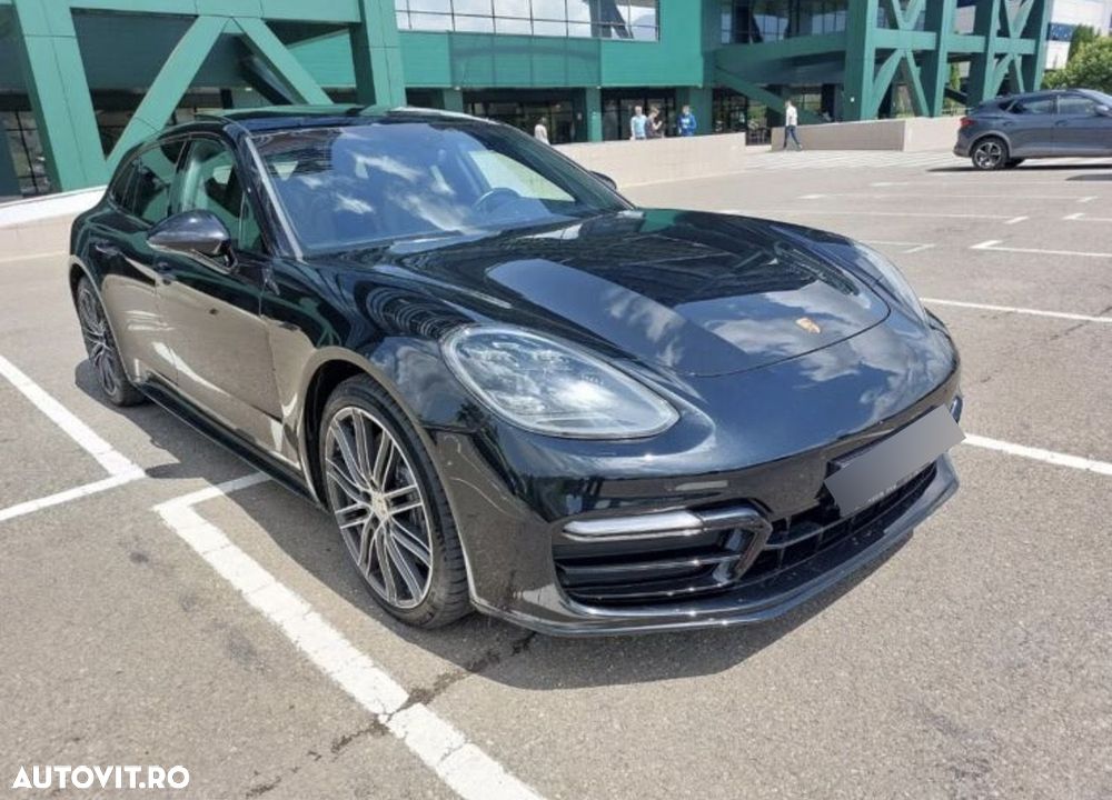 Porsche Panamera 4 - 8