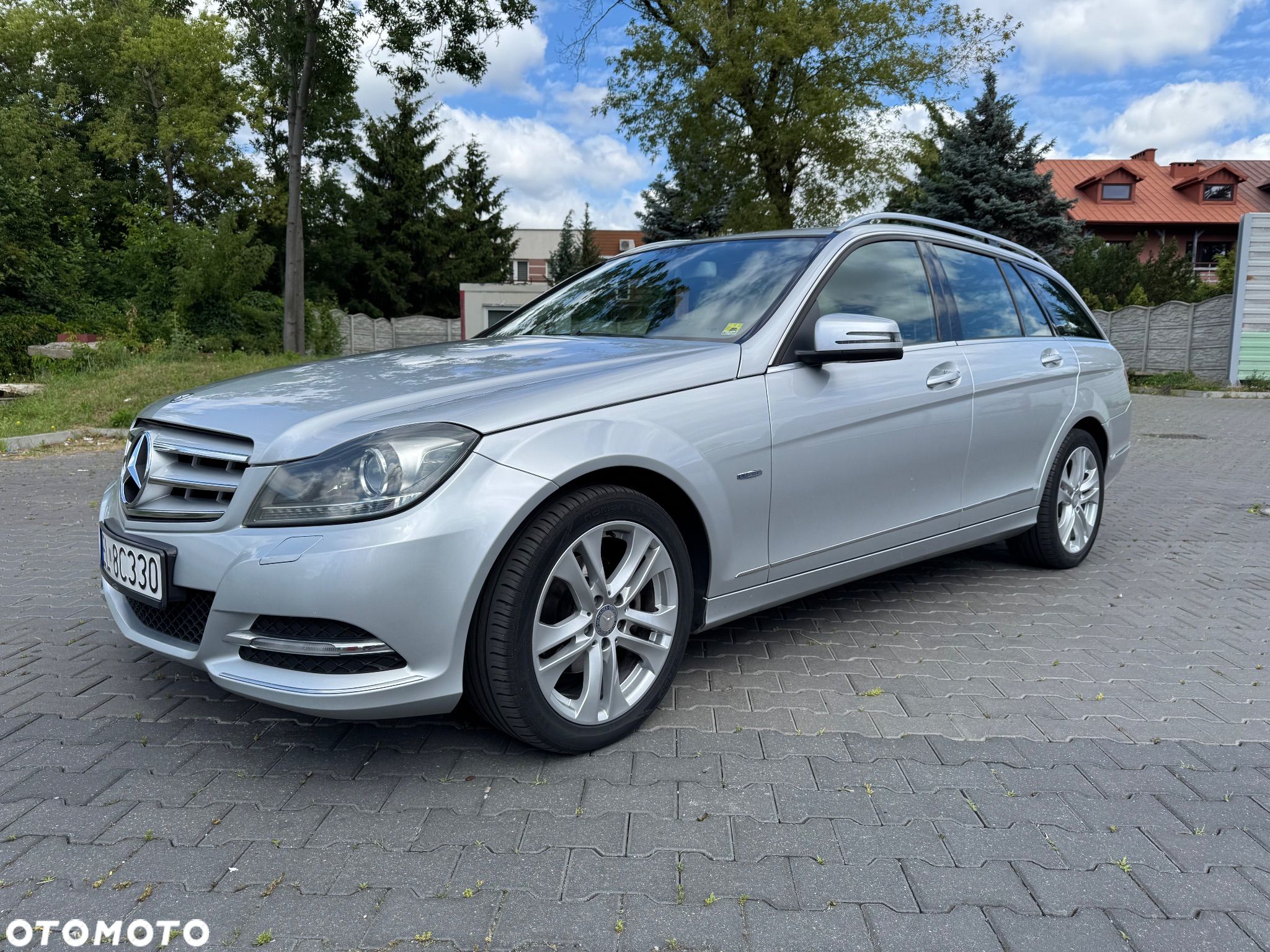 Mercedes-Benz Klasa C 180 CGI BlueEff Avantgarde - 1