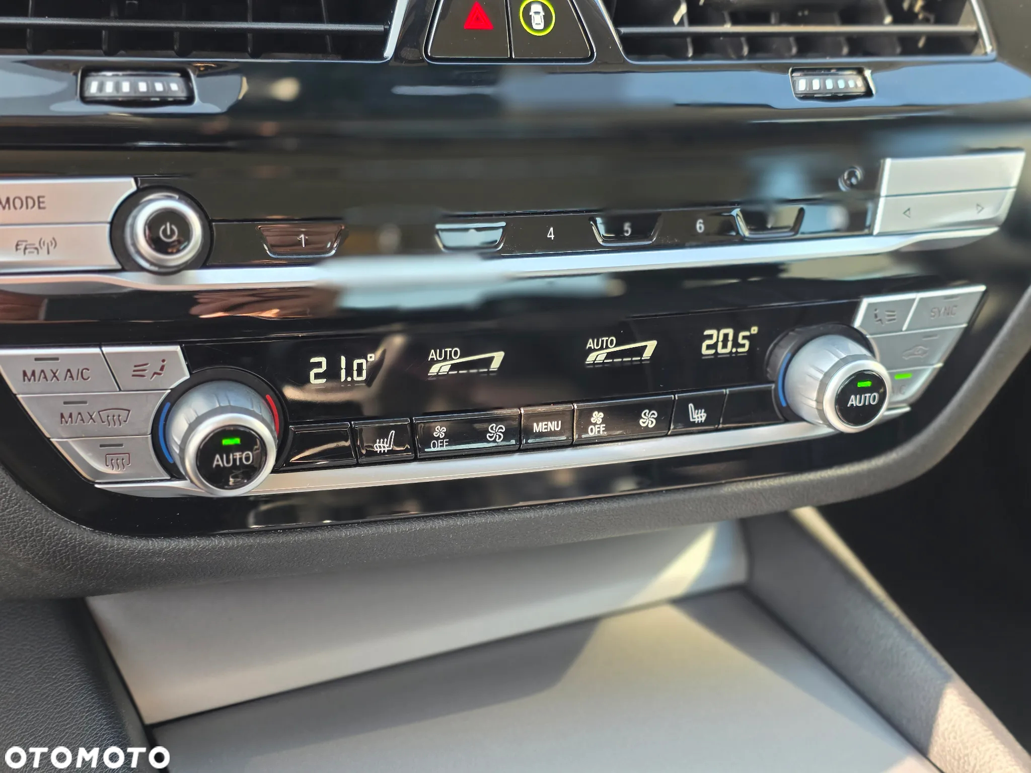 BMW Seria 5 530i xDrive mHEV Luxury Line sport - 11