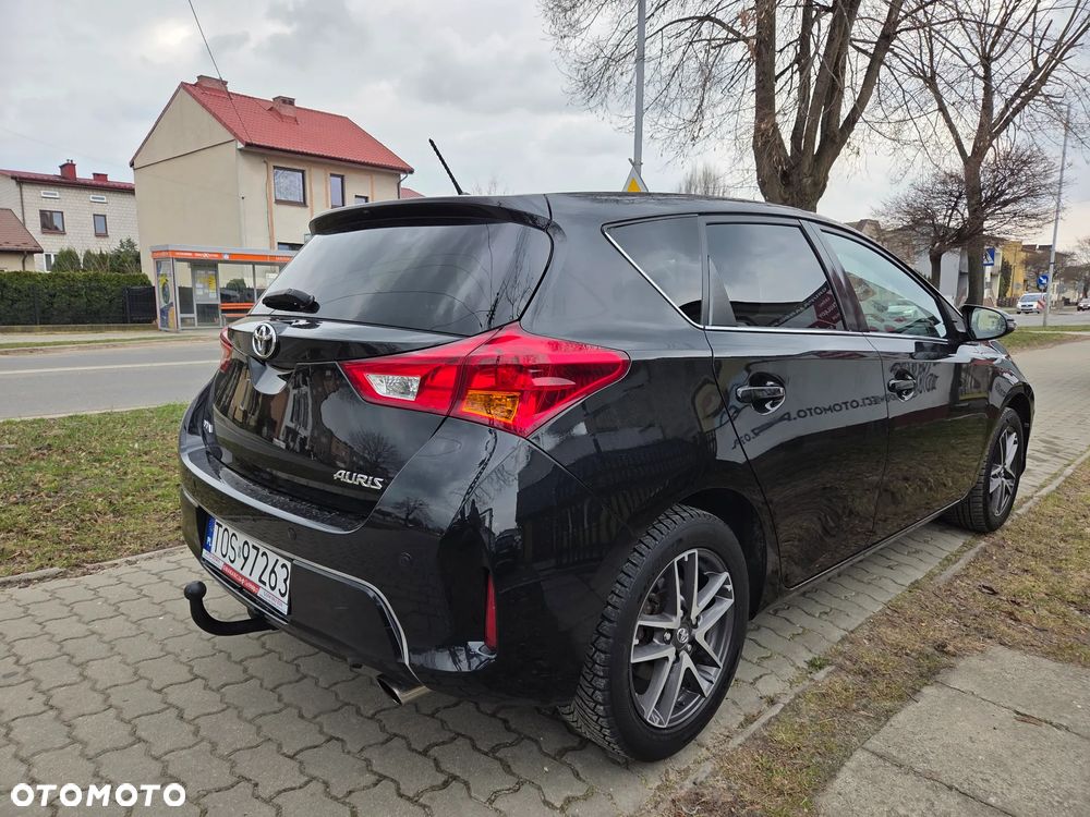 Toyota Auris 1.6 Premium Start - 6