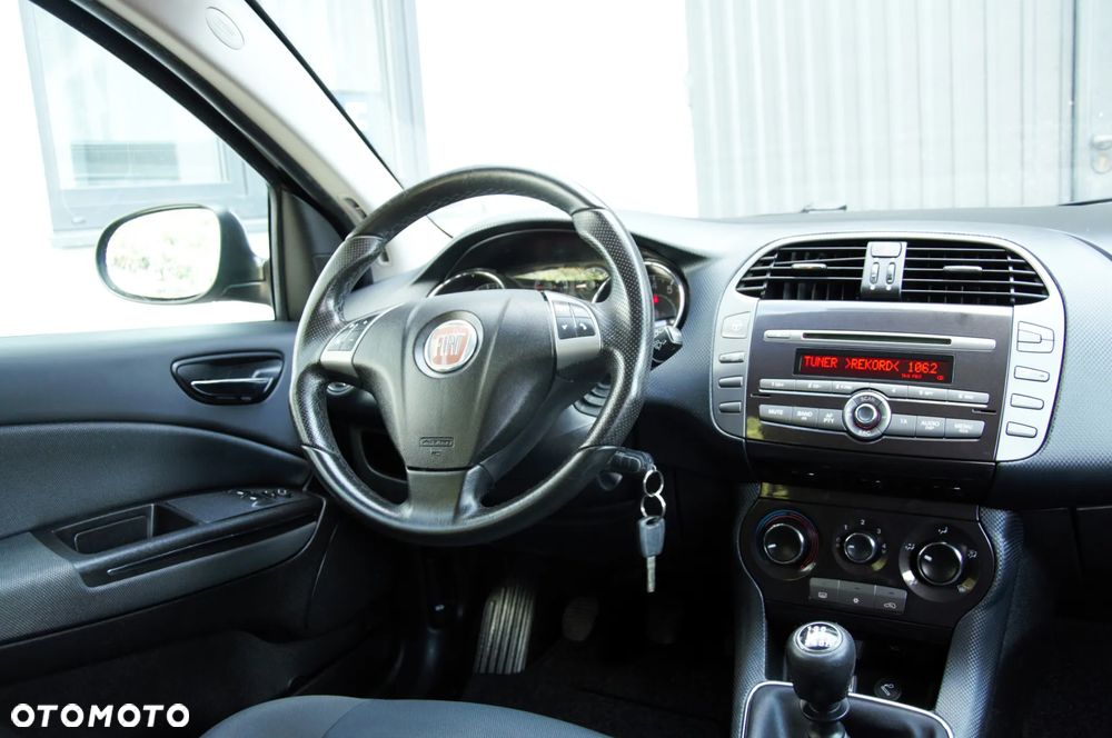Fiat Bravo 1.4 16V Easy - 12
