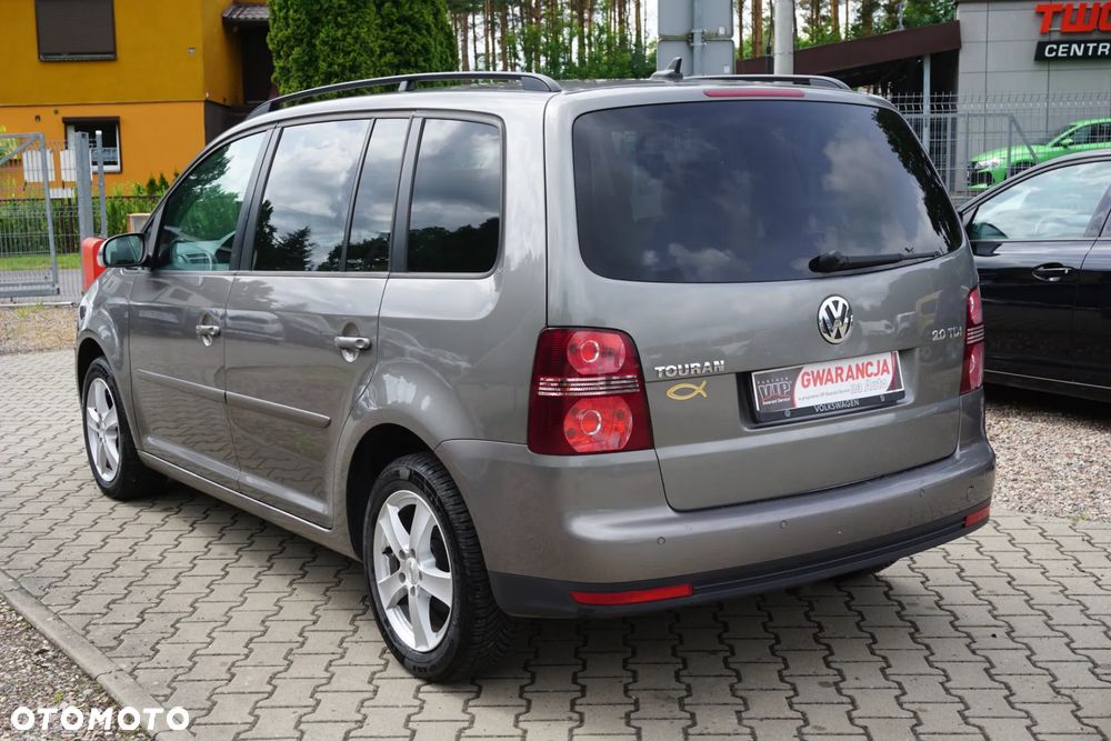 Volkswagen Touran 2.0 TDI Q-Line - 6