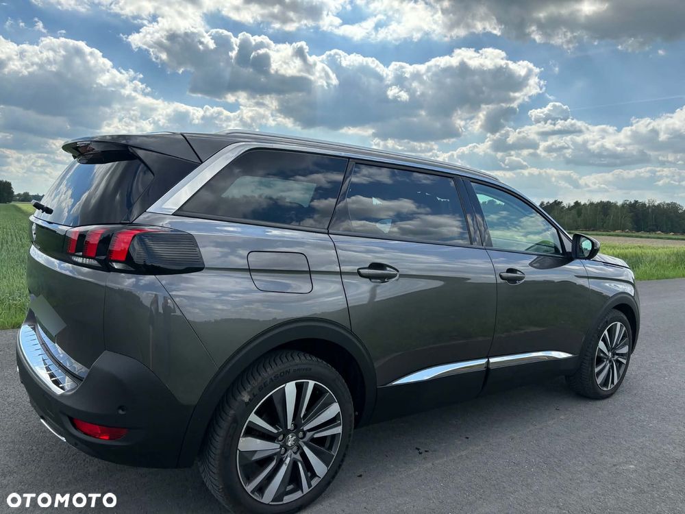 Peugeot 5008 - 3