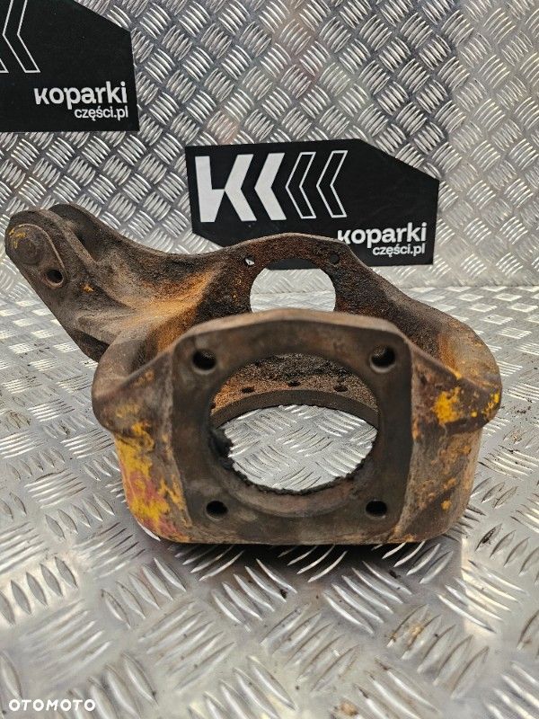 Prawa zwrotnica przedniego mostu JCB 3CX 520M-4 530B-4 926-4 1400B-4WD - 4