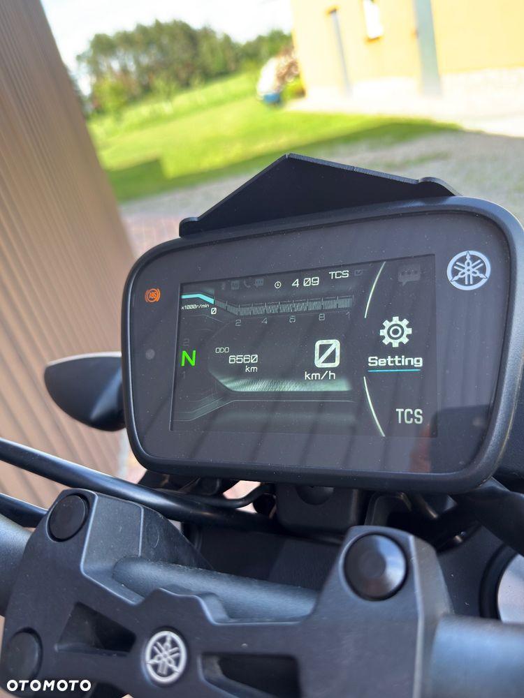 Yamaha MT - 4