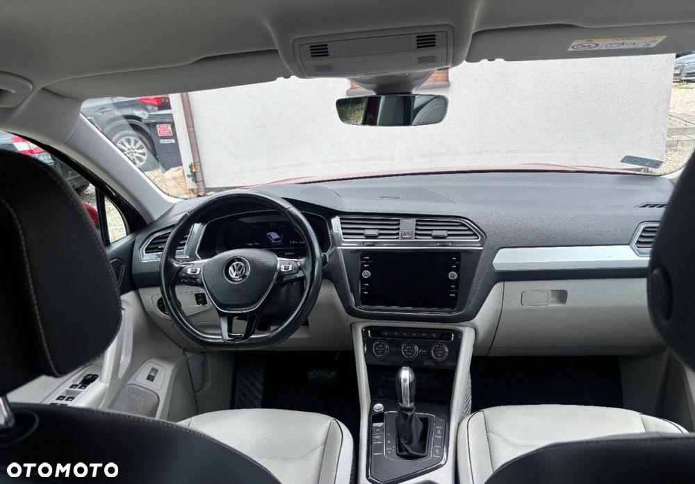 Volkswagen Tiguan - 14