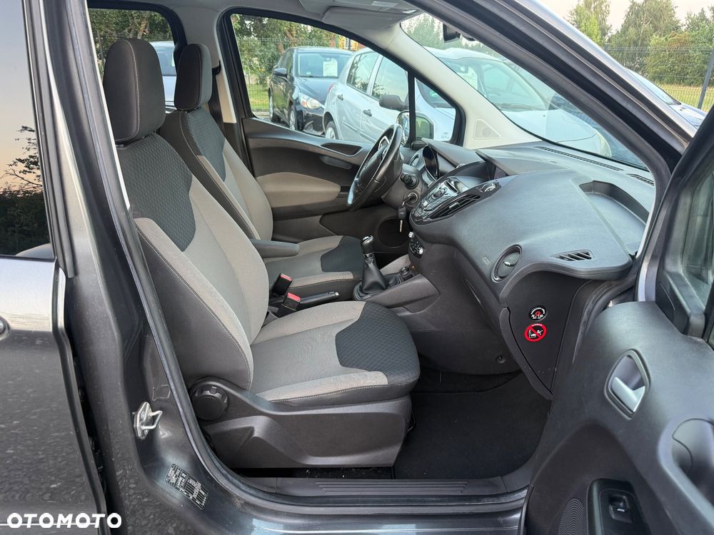 Ford Tourneo Courier 1.0 EcoBoost Titanium - 9