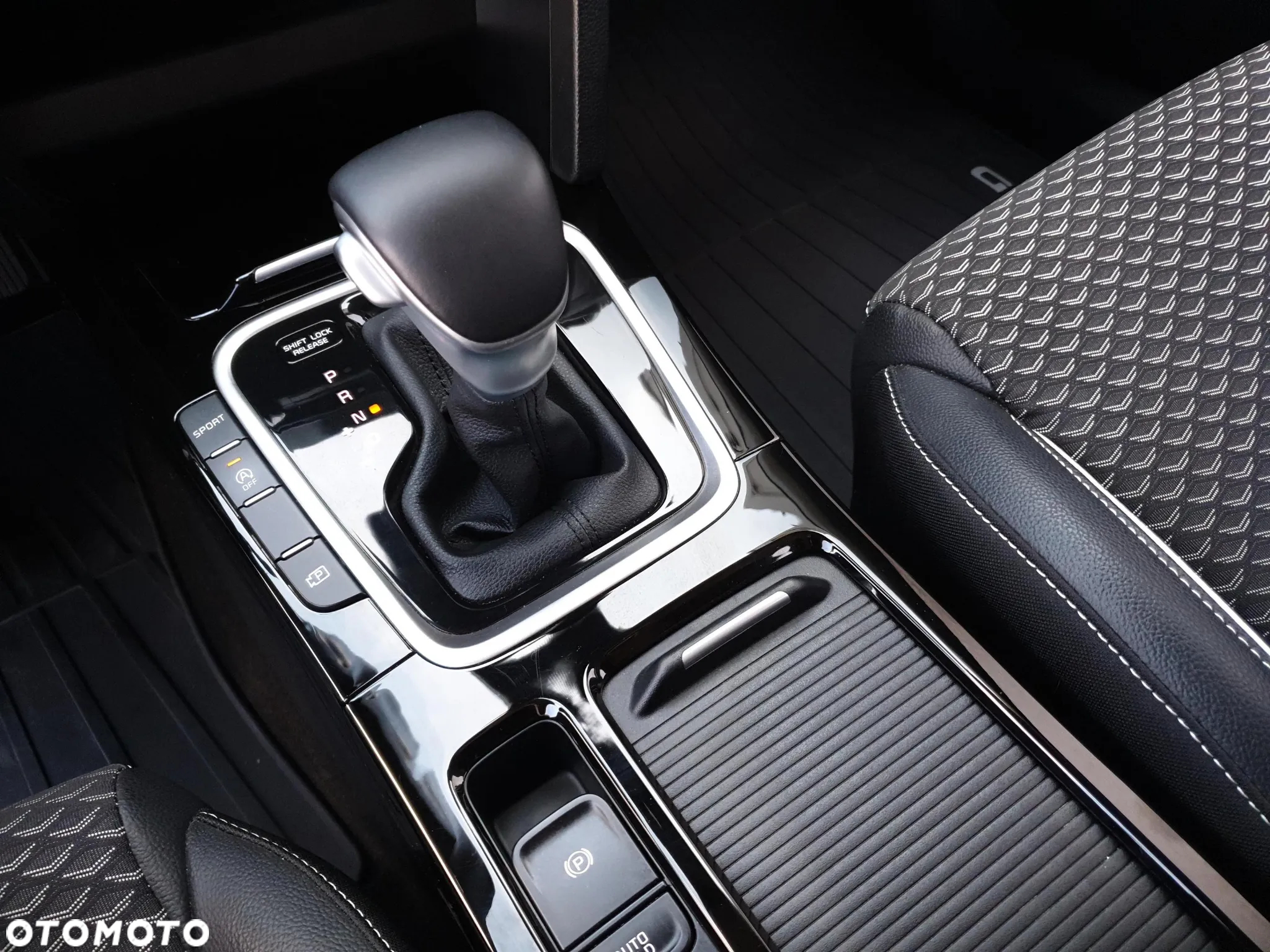 Kia Ceed 1.5 T-GDI L DCT - 15