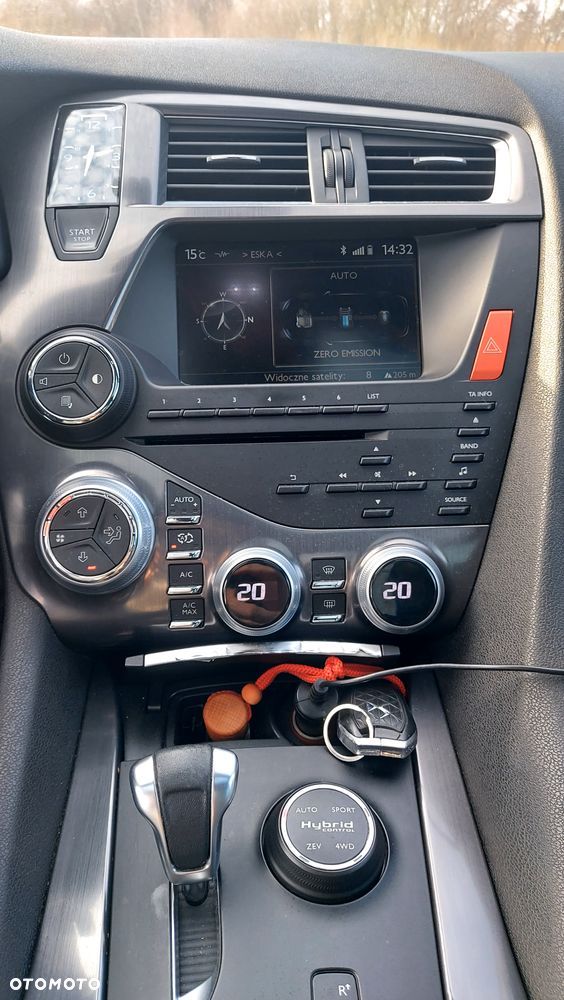 Citroën DS5 ver-2-0-hdi-hybrid4-pure-pearl-mcp - 7