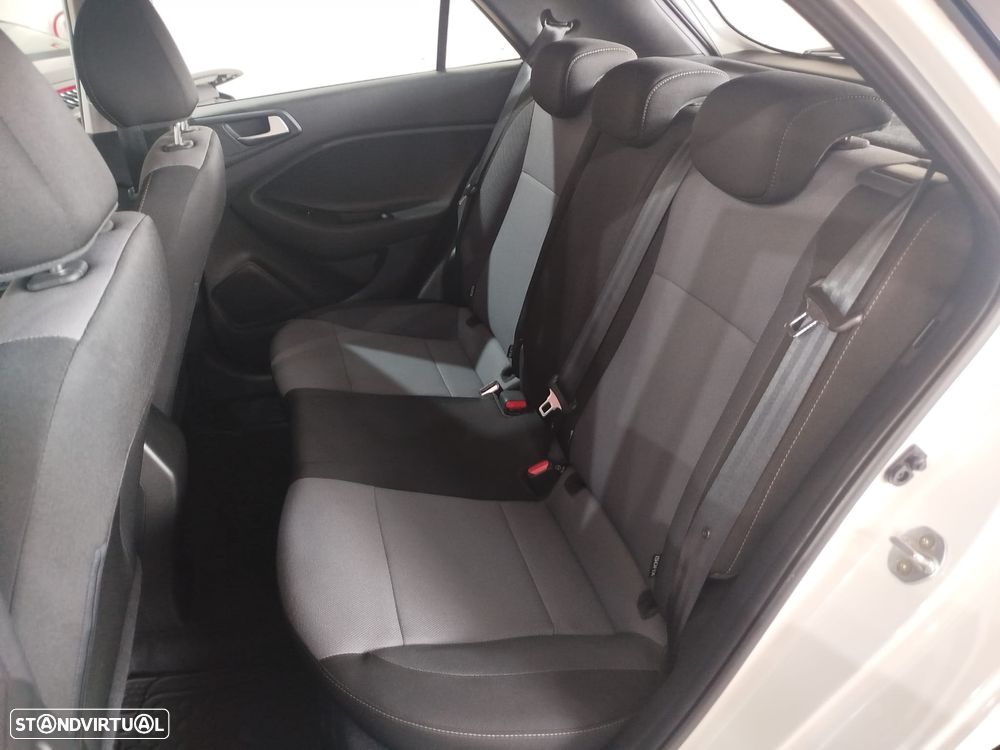 Hyundai i20 Active 1.0 T-GDi Comfort Navi - 17