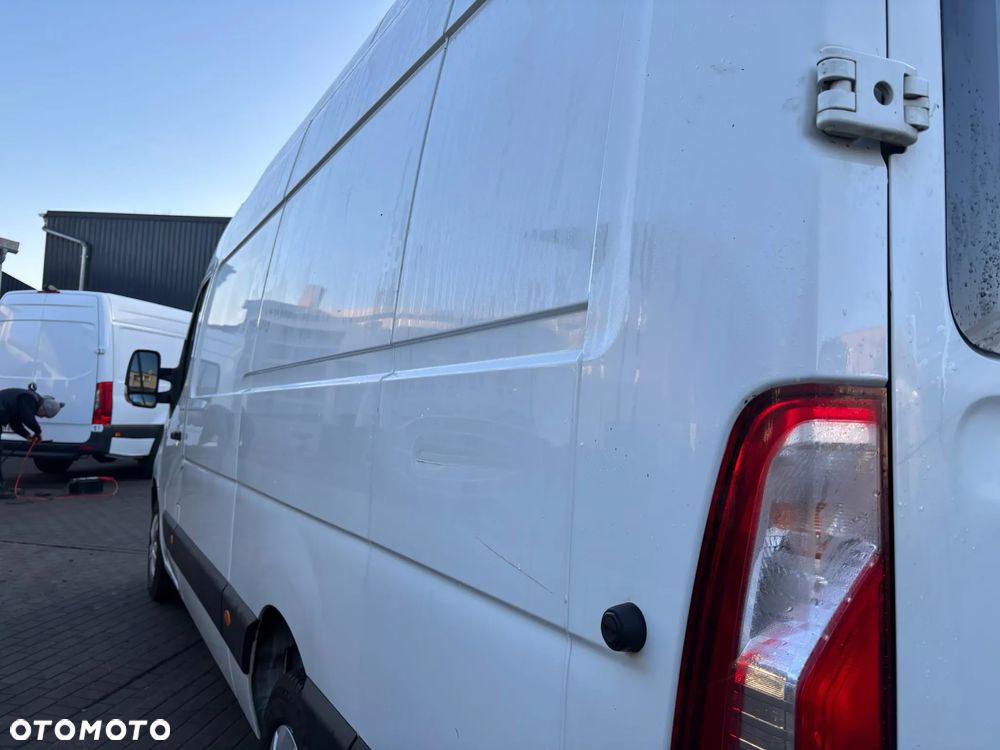 Renault Master - 22