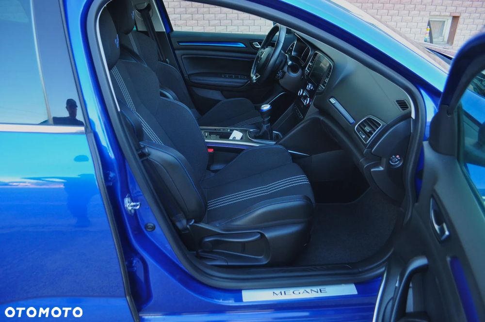 Renault Megane ENERGY dCi 130 GT LINE - 29