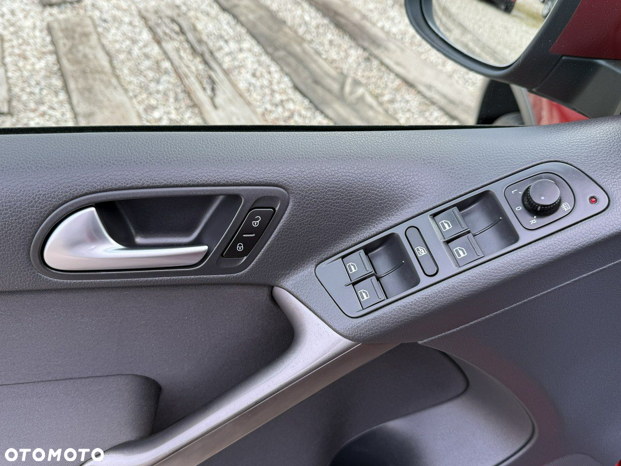 Volkswagen Tiguan - 26