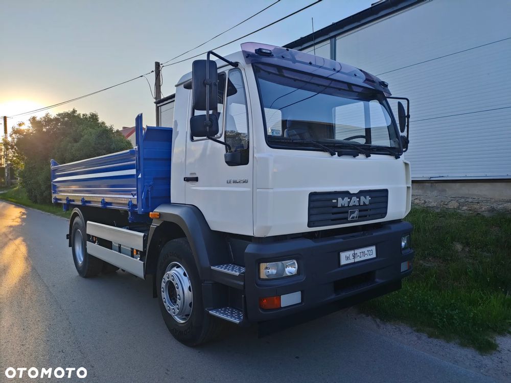 MAN Le 18.250/18.220 Tgm 18.240 /Tgl12.250/12.220 Axor/Atego/Mercedes/Volvo - 12